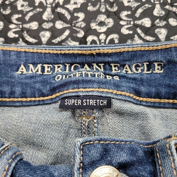NWT American Eagle Super High Rise Demin Embroidered Mini Skirt - Picture 4 of 7